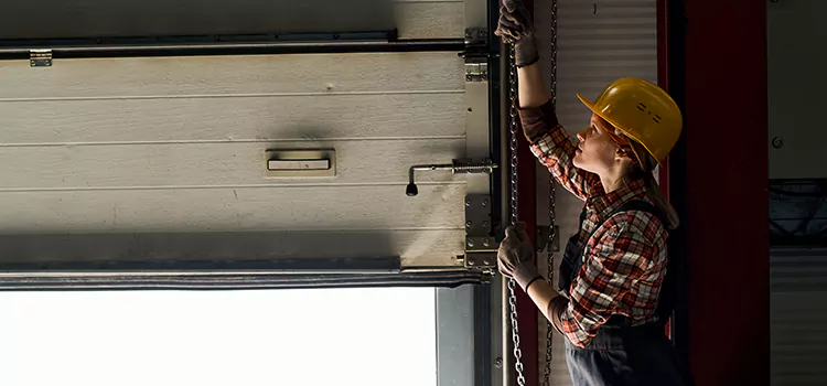 Addressing Common Garage Door Stoppage Issues in Verdun, QC