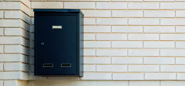 Mailbox Lock Repair Verdun
