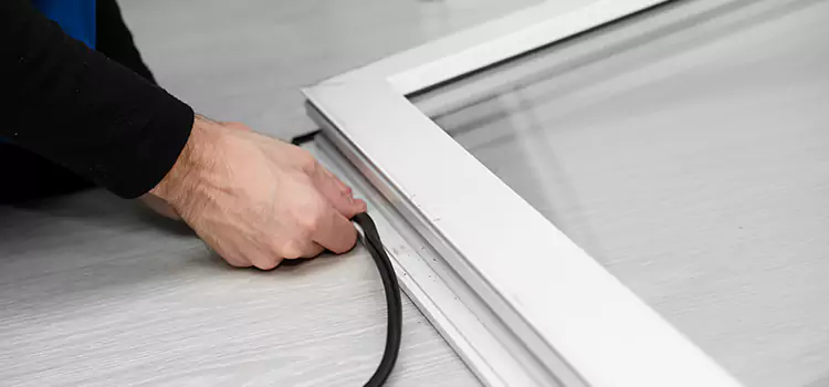 Commercial Door Weather Stripping Verdun